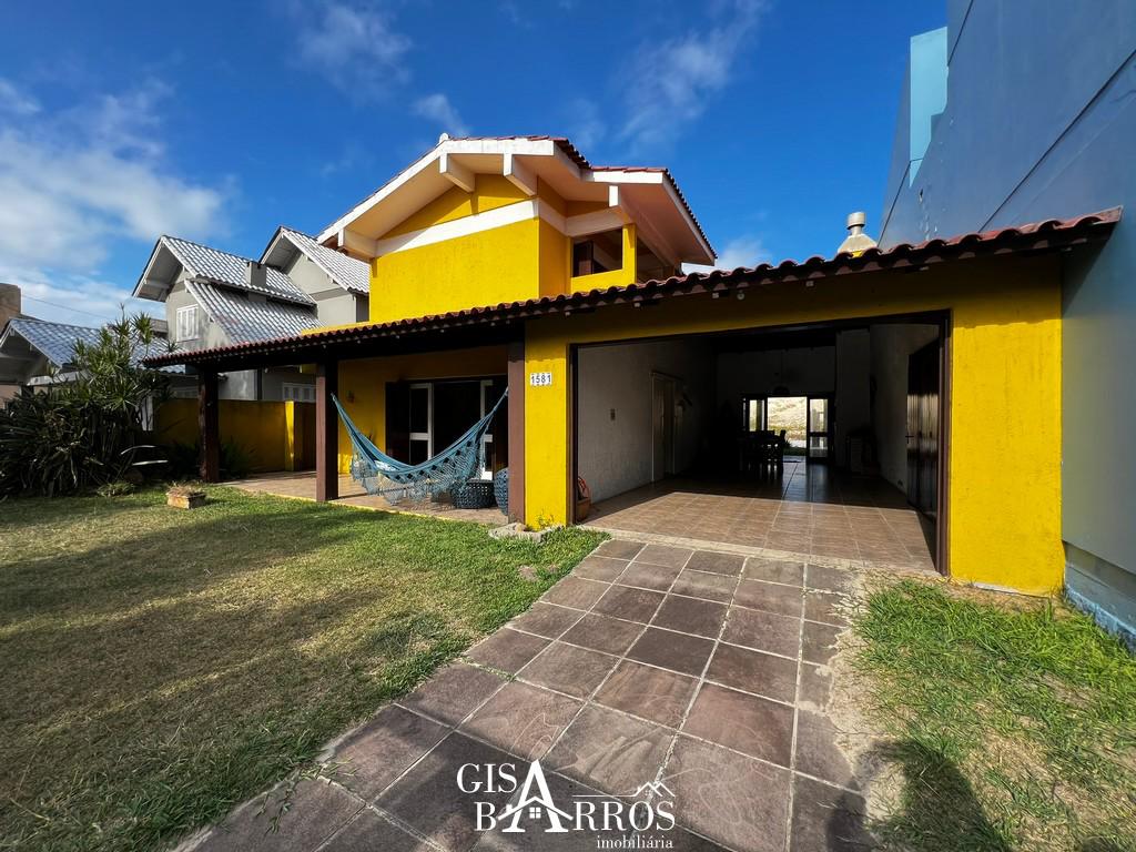 Casa 3 dormitórios para venda, Centro em Imbé | Ref.: 2011